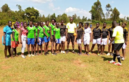 17 teams from Kisumu County and Siaya County participated in the first handball tournament hosted by our community partner EmpowerGirlsPlus (EGP) in Kisumu, western Kenya. It was an exciting day for the players and the host organisation. “This was the first time we organised a tournament for teams outside our community.  We made it a […]